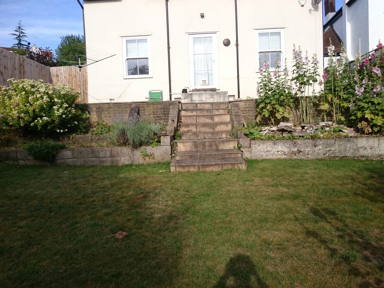 garden patio builder croydon